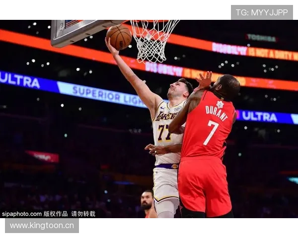 雷迪克决策引发争议 揭示球队管理问题